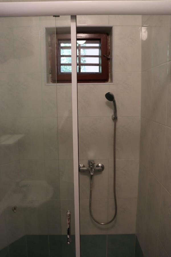 Cozy Apartments Danica Novalja - Ground Floor المظهر الخارجي الصورة