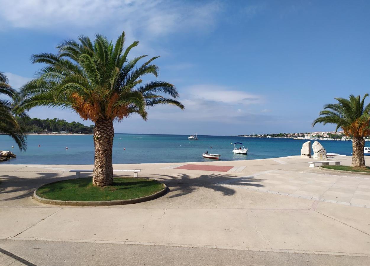 Cozy Apartments Danica Novalja - Ground Floor المظهر الخارجي الصورة